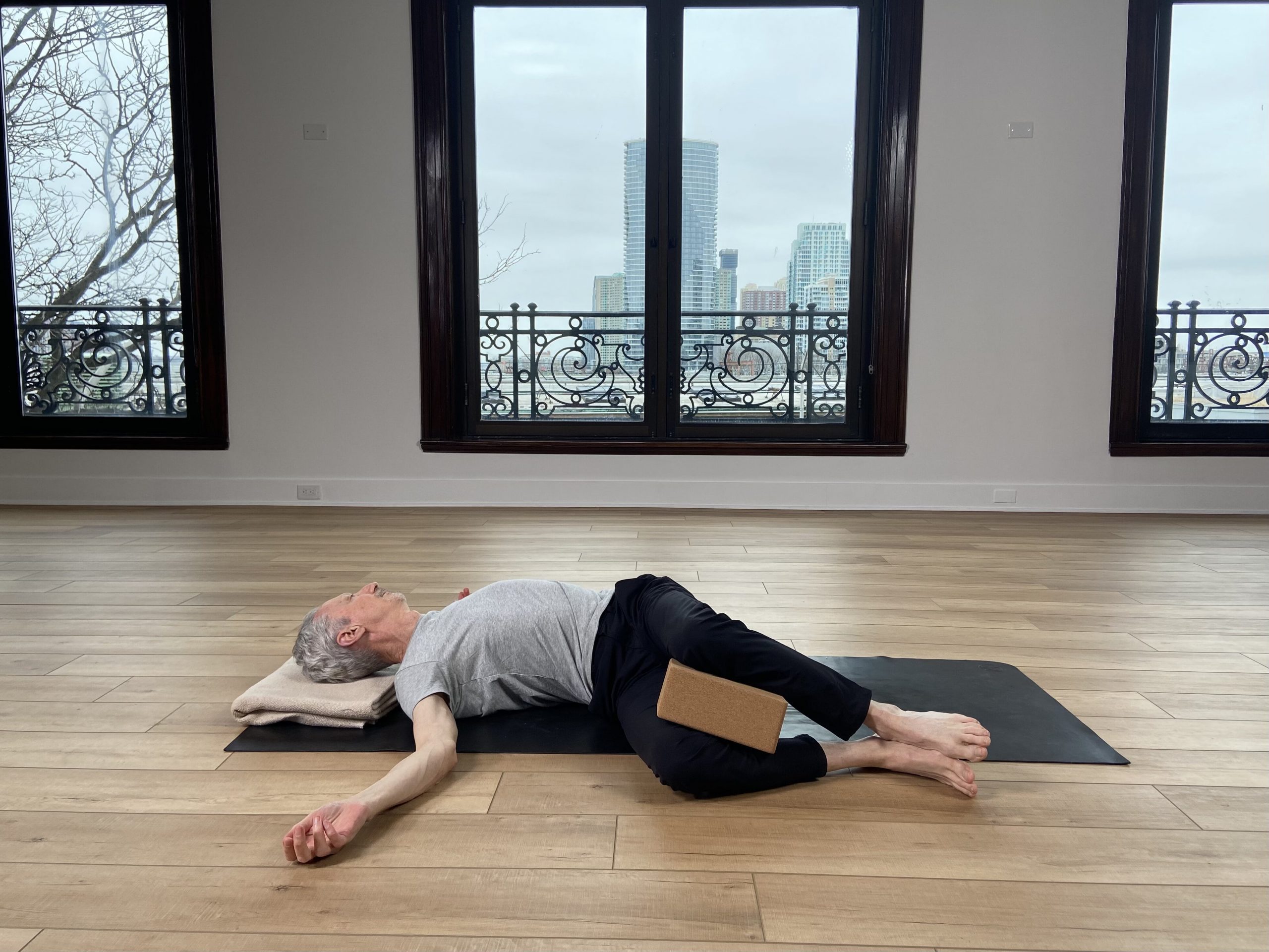 Hip Mobility: Joe Miller in a spinal twist lying down